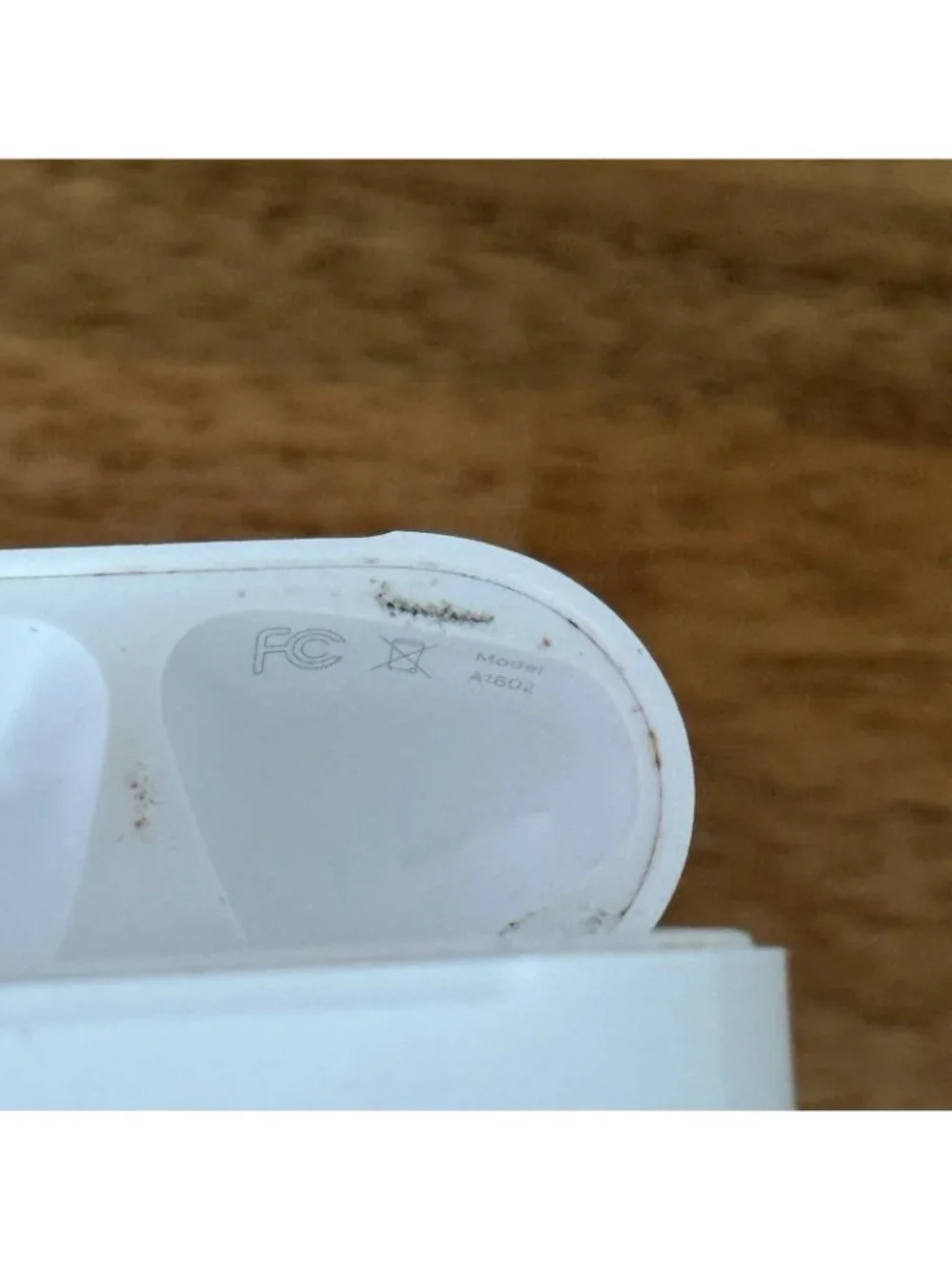 OEM Apple AirPods 1st Gen A1602 W/Charging Case Authentic Genuine READ!!*